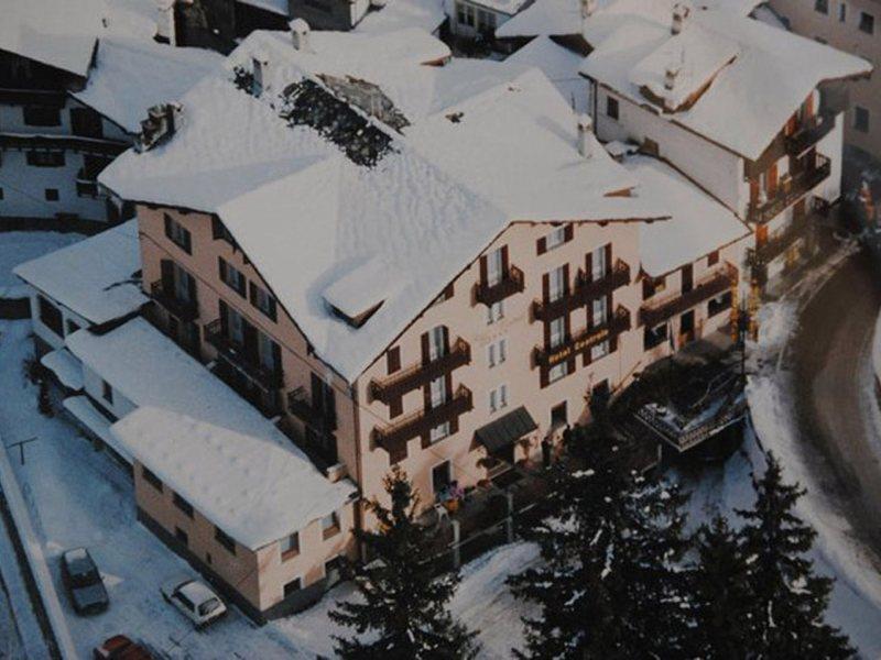 Centrale Courmayeur Exterior photo